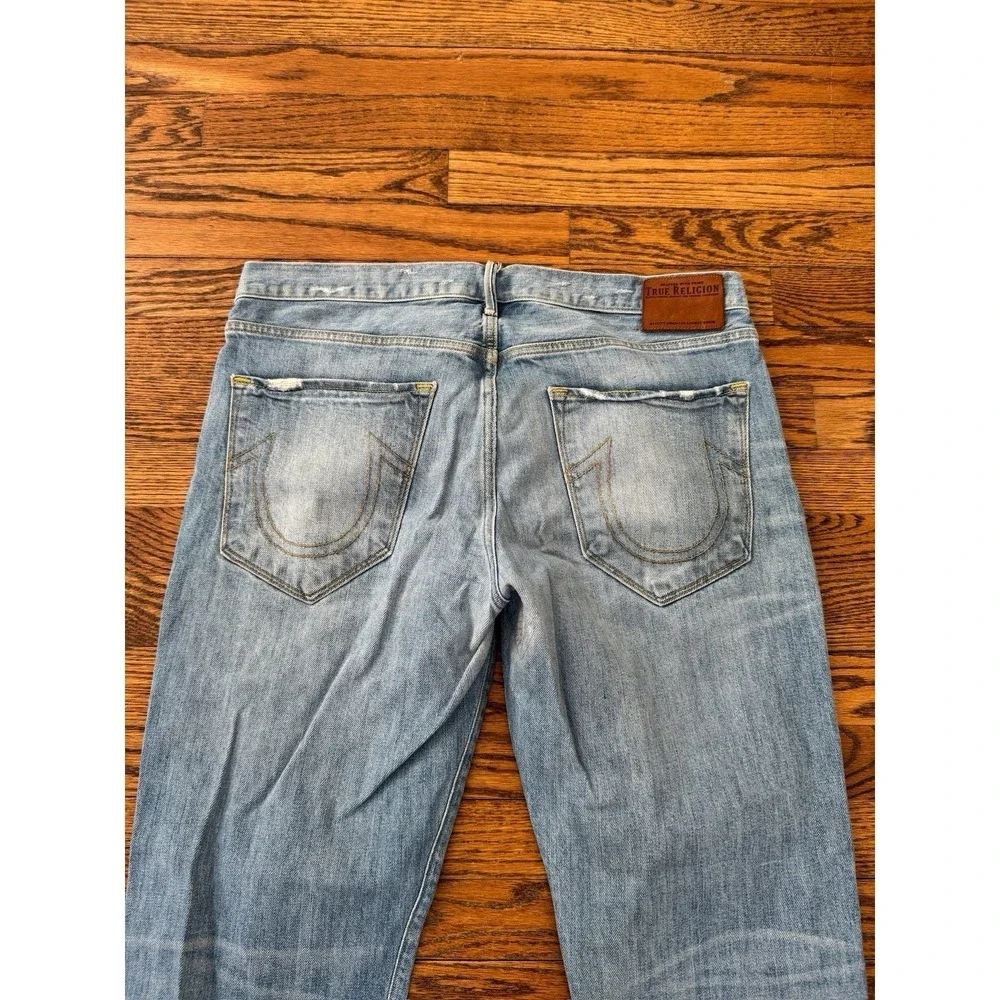 True Religion Medium Wash Denim Straight Leg Jeans - Size 33